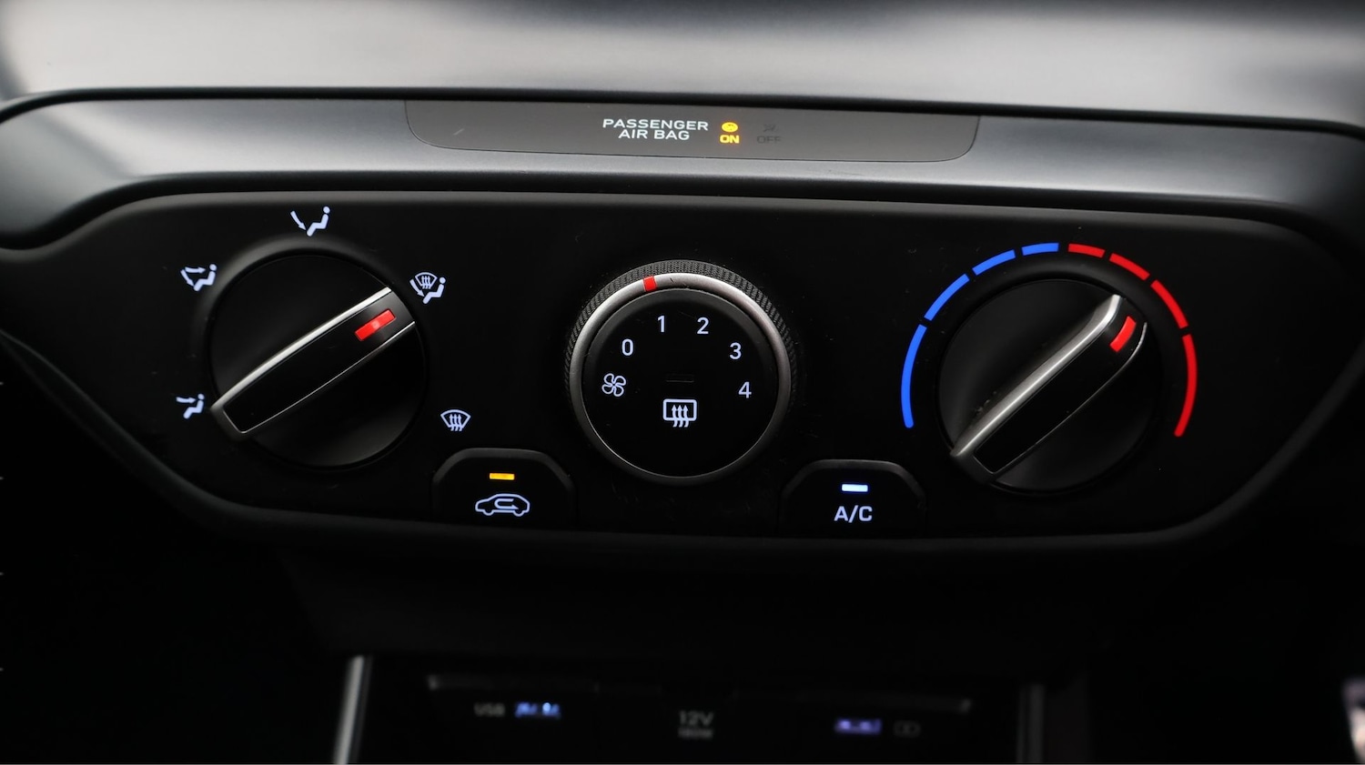 Used Hyundai BAYON 2023 for sale - 77818519: Photo 12