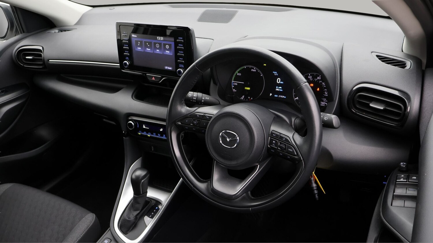 Used Mazda Mazda2 HYBRID for sale - 77589945: Photo 9