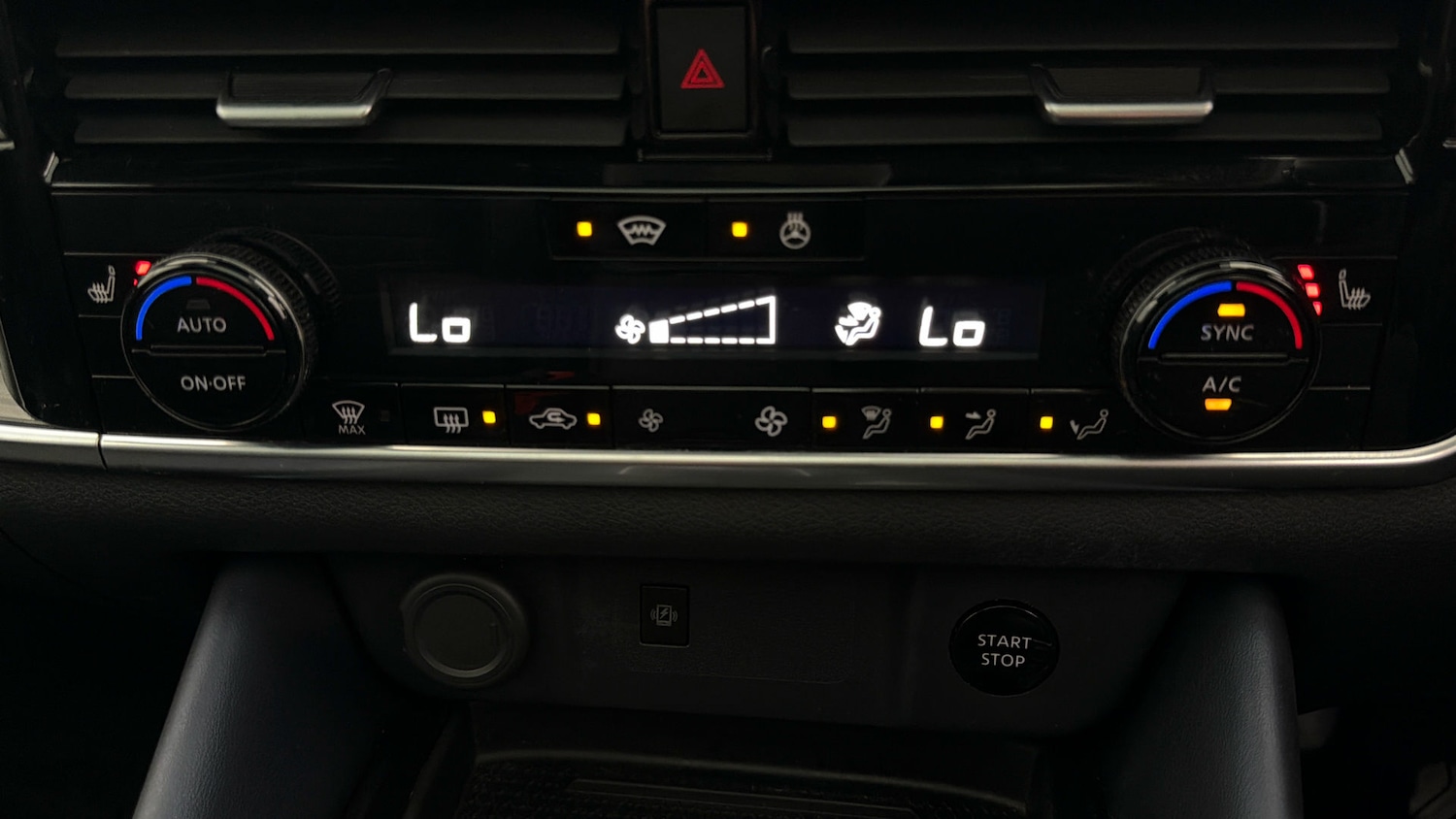 Used Nissan Qashqai for sale - 78105801: Photo 11