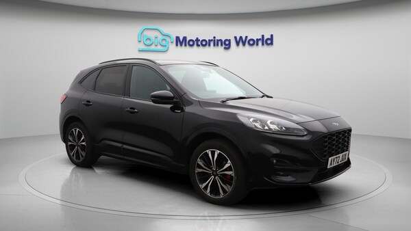 Used Ford Kuga 2022 for sale - 76152526: Photo 1