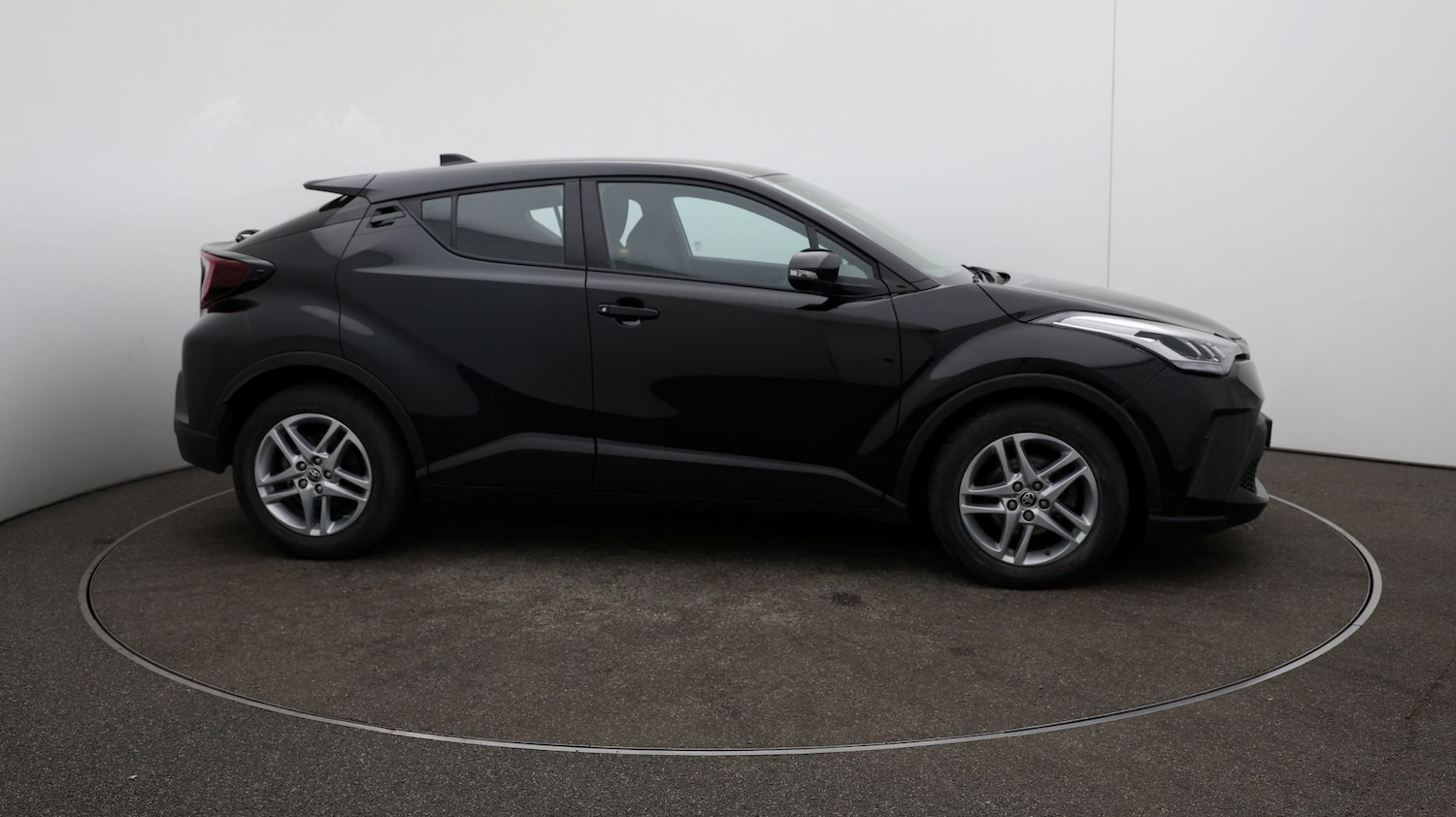 Used Toyota C-HR 2023 for sale - 76809520: Photo 37