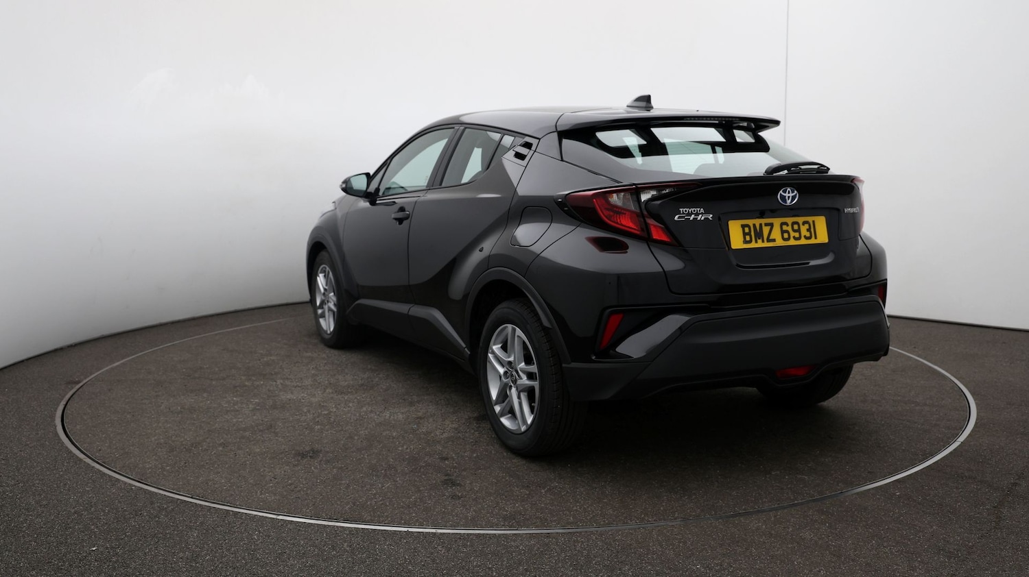 Used Toyota C-HR 2023 for sale - 76809520: Photo 52