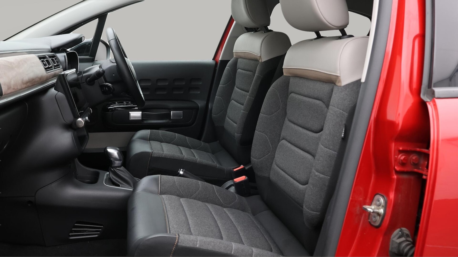 Used Citroen C3 2023 for sale - 76671223: Photo 15