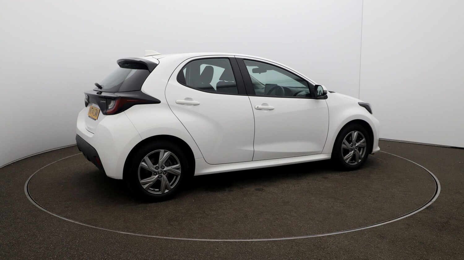 Used Toyota Yaris 2024 for sale - 76810670: Photo 45
