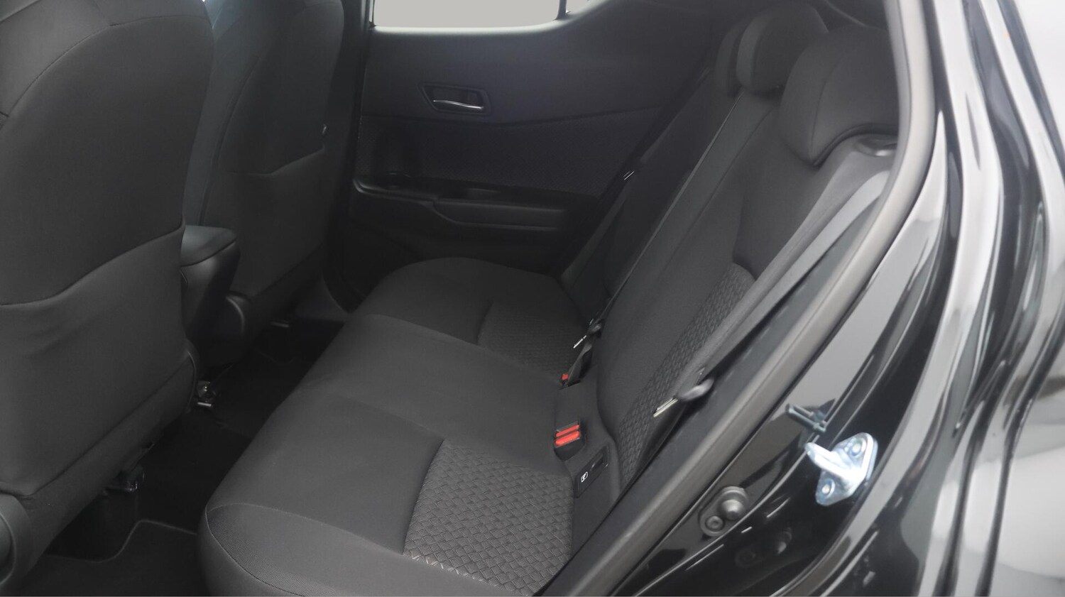 Used Toyota C-HR 2022 for sale - 76227599: Photo 17