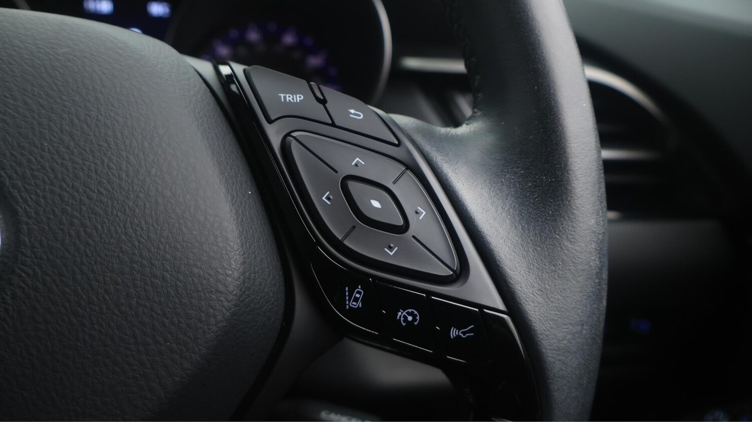 Used Toyota C-HR 2022 for sale - 76227599: Photo 25