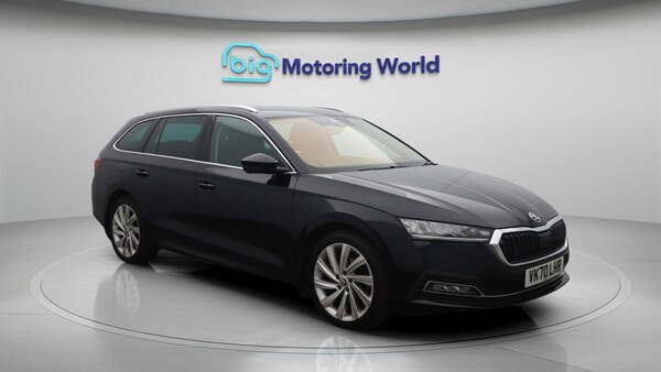 Used Skoda Octavia 2020 for sale - 76247907: Photo 2