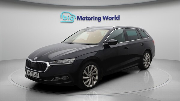 Used Skoda Octavia 2020 for sale - 76247907: Photo 4