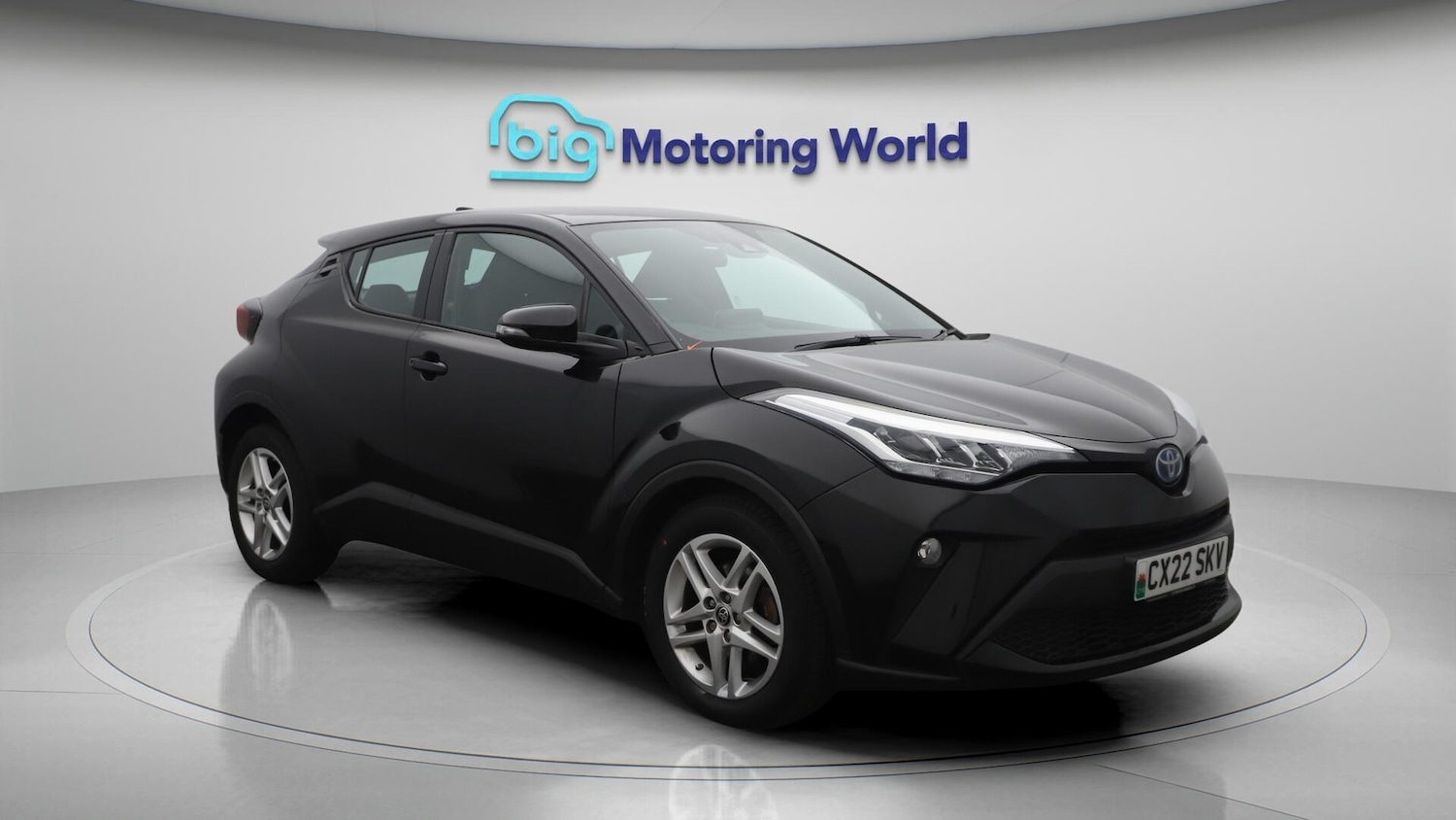 Used Toyota C-HR 2022 for sale - 76137986: Photo 2
