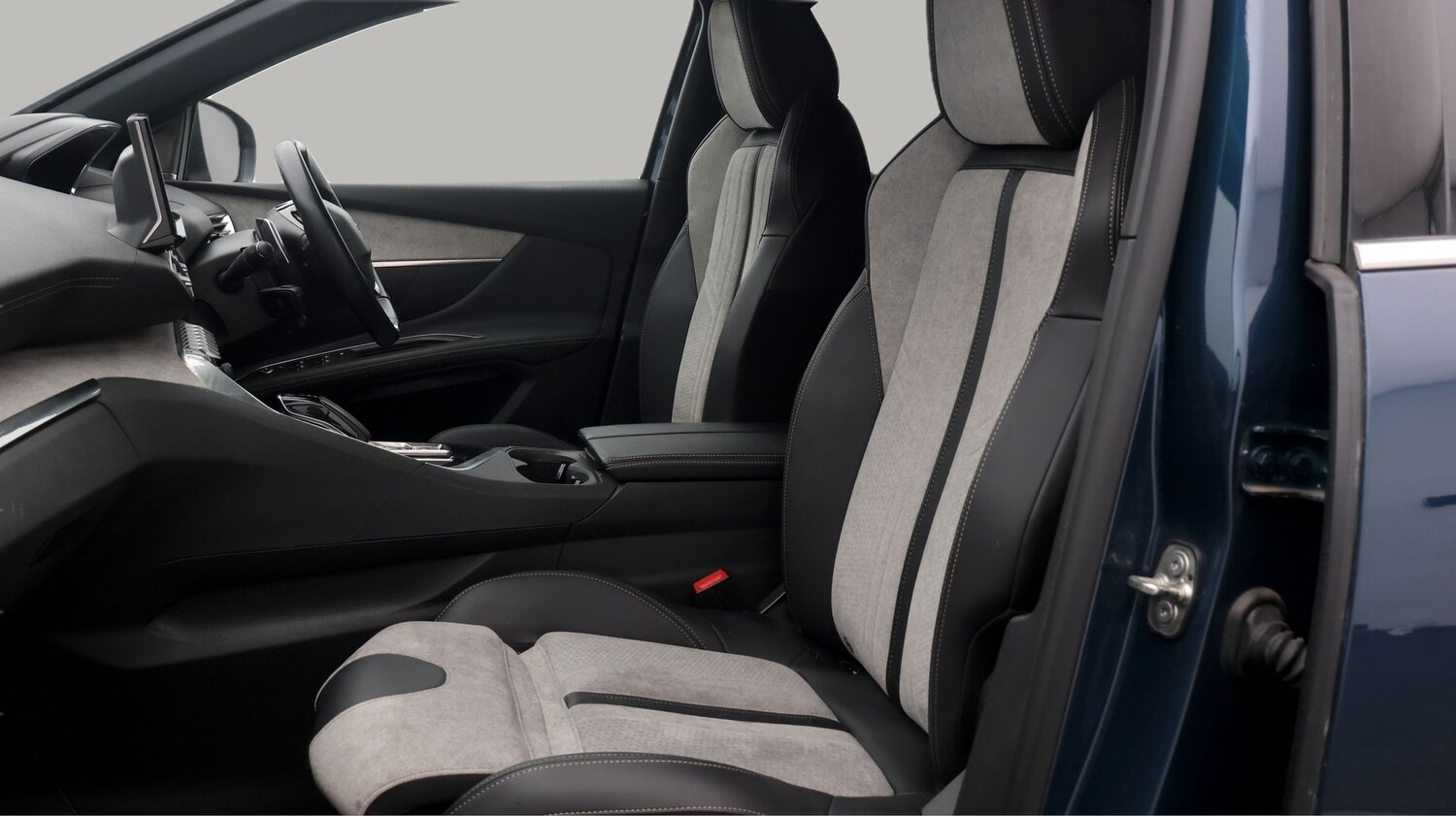 Used Peugeot 3008 2021 for sale - 77259030: Photo 14