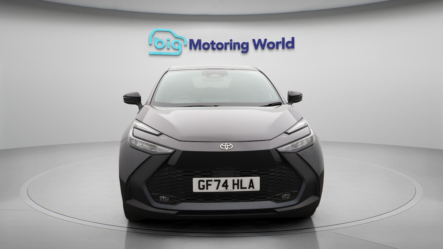 Used Toyota C-HR 2024 for sale - 76700758: Photo 3
