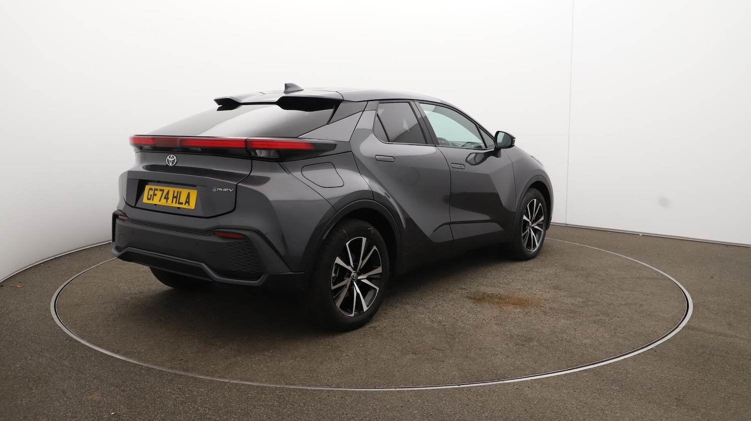 Used Toyota C-HR 2024 for sale - 76700758: Photo 54