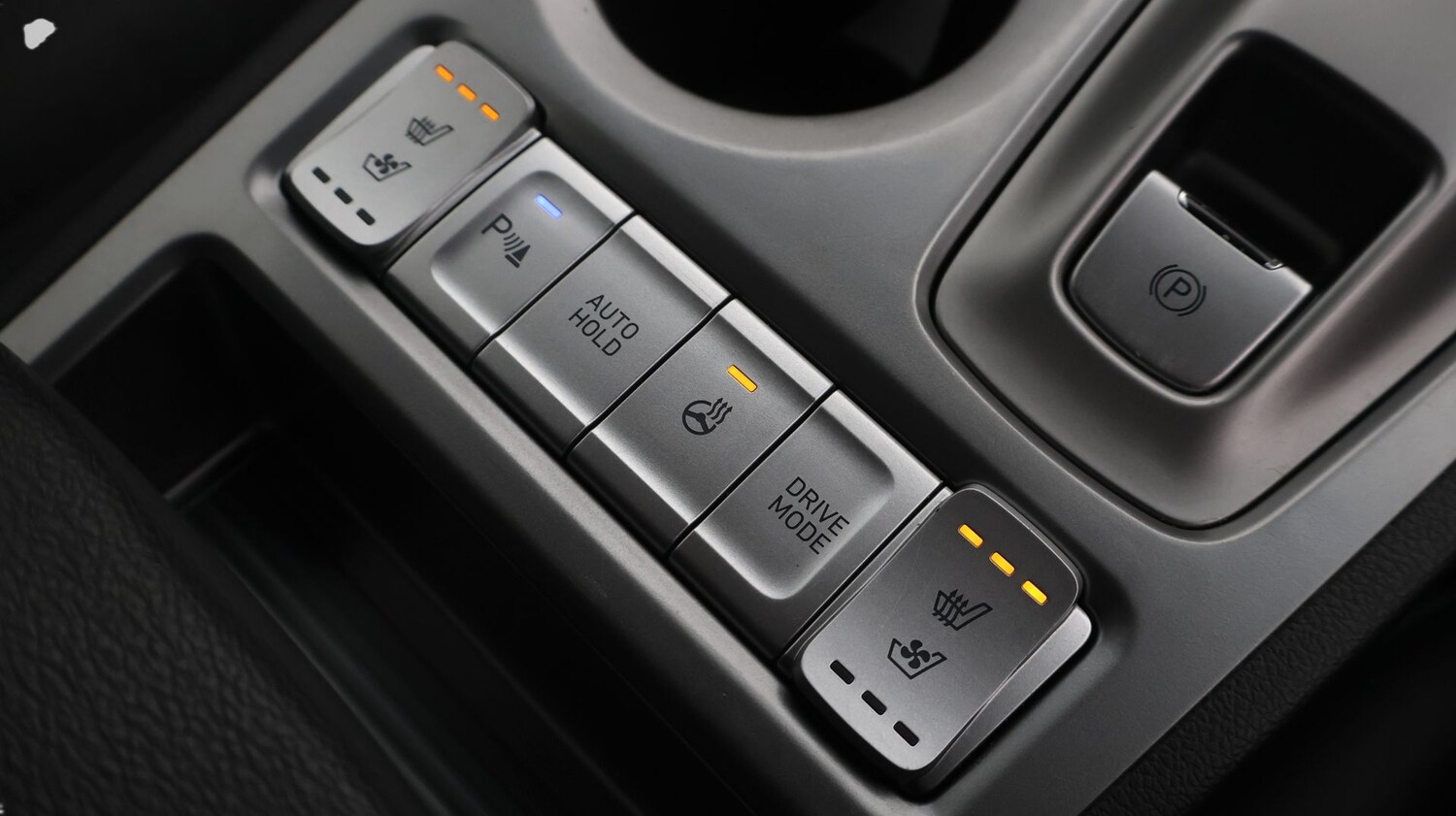 Used Hyundai KONA 2020 for sale - 77463340: Photo 25