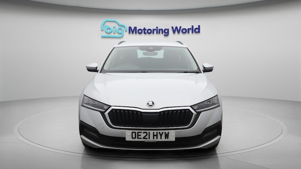 Used Skoda Octavia 2021 for sale - 76239446: Photo 3