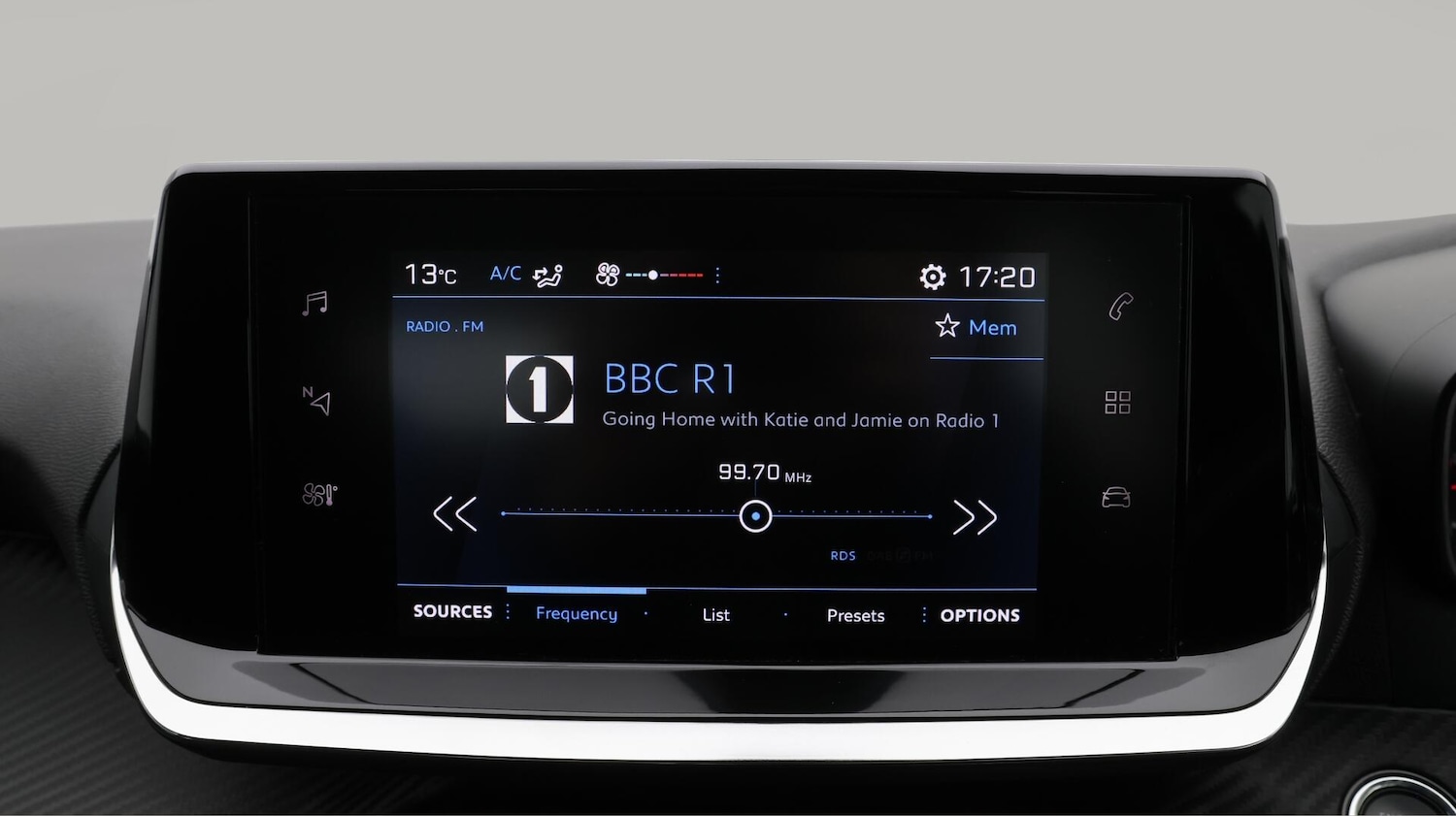 Used Peugeot 208 2022 for sale - 76620605: Photo 12