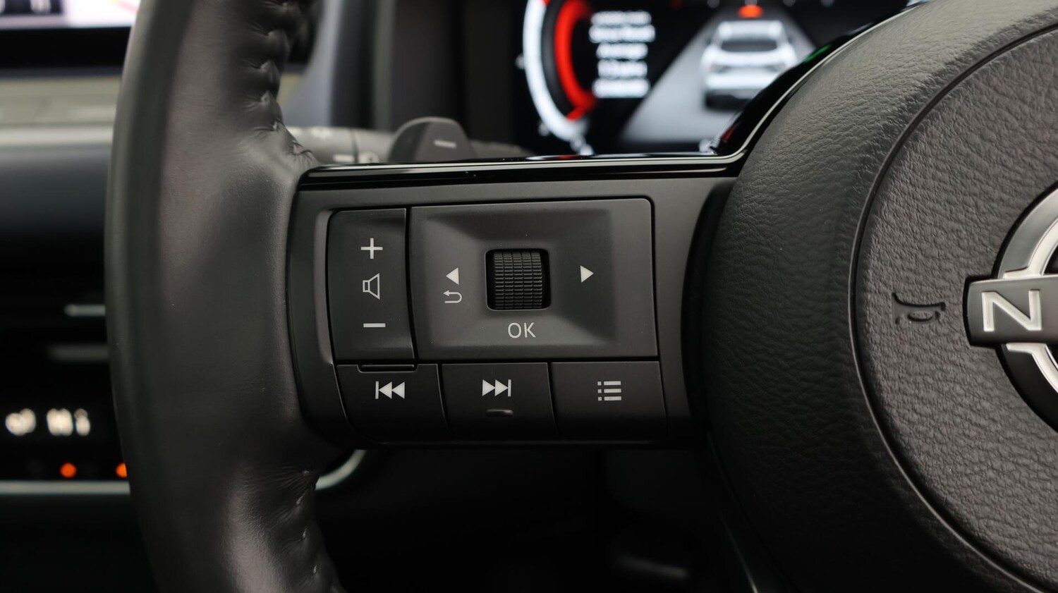 Used Nissan Qashqai for sale - 76727699: Photo 25