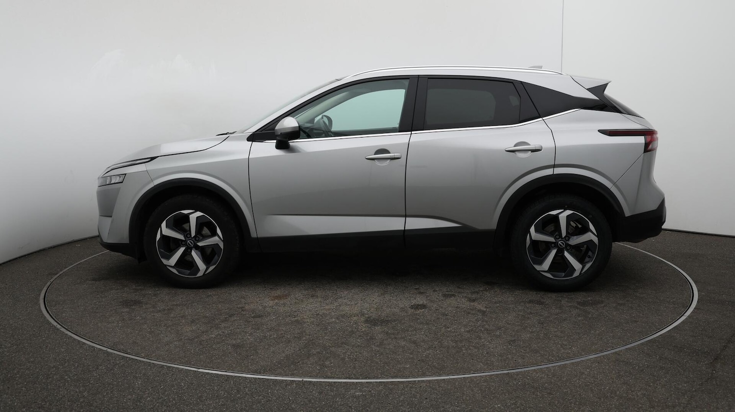 Used Nissan Qashqai 2022 for sale - 76689610: Photo 64