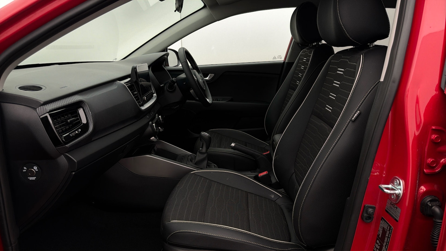 Used Kia Stonic 2025 for sale - 78053404: Photo 13