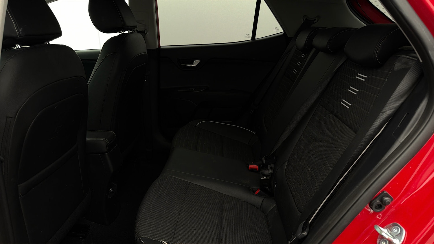 Used Kia Stonic 2025 for sale - 78053404: Photo 15