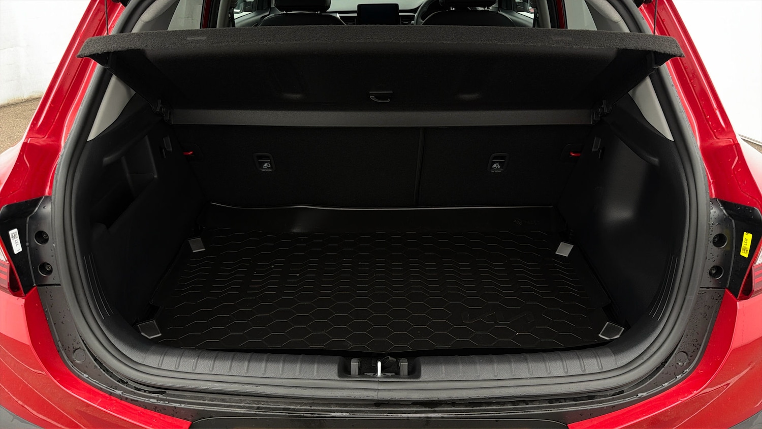 Used Kia Stonic 2025 for sale - 78053404: Photo 16