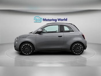 Used Fiat 500e C 2022 for sale - 79143643: Photo