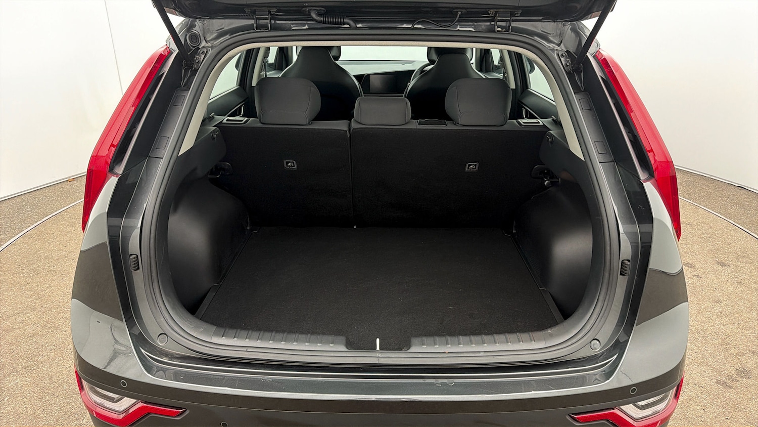 Used Kia Niro 2023 for sale - 78090930: Photo 16