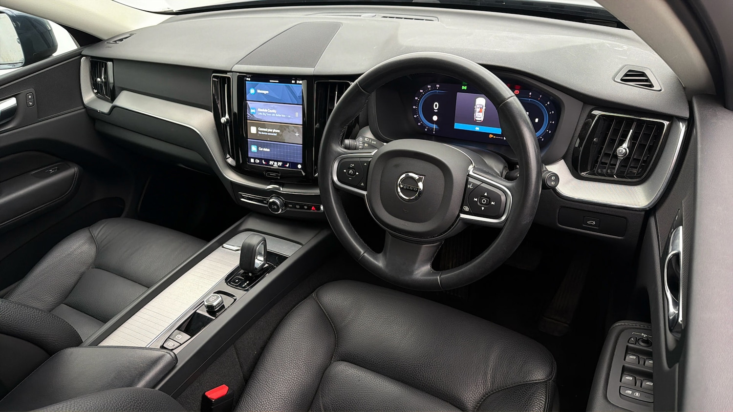 Used Volvo XC60 2023 for sale - 77998620: Photo 9