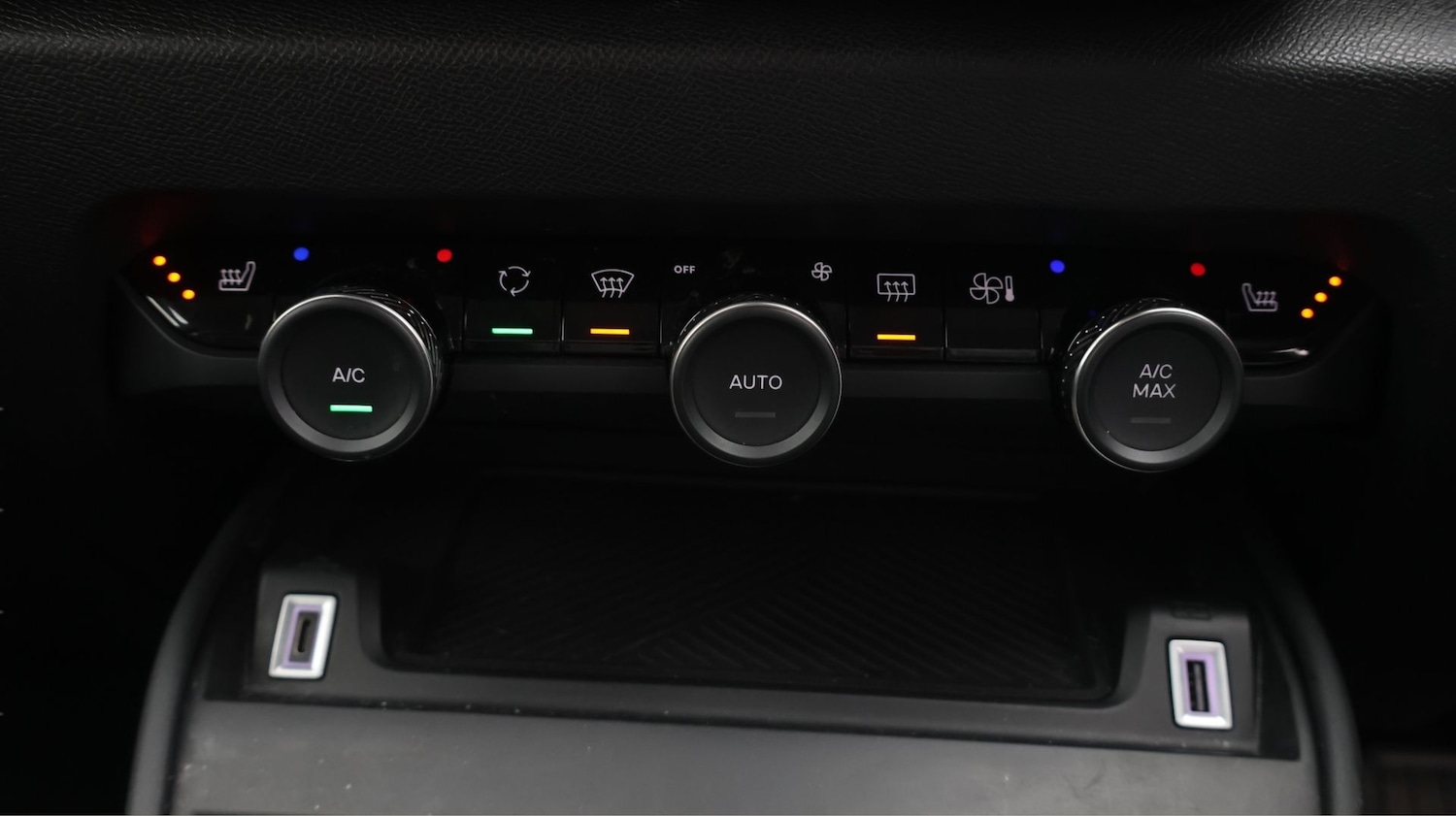 Used Citroen C4 2023 for sale - 77339529: Photo 12