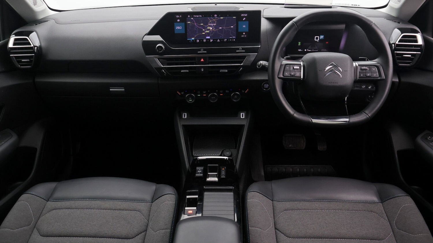 Used Citroen C4 2023 for sale - 77339529: Photo 13