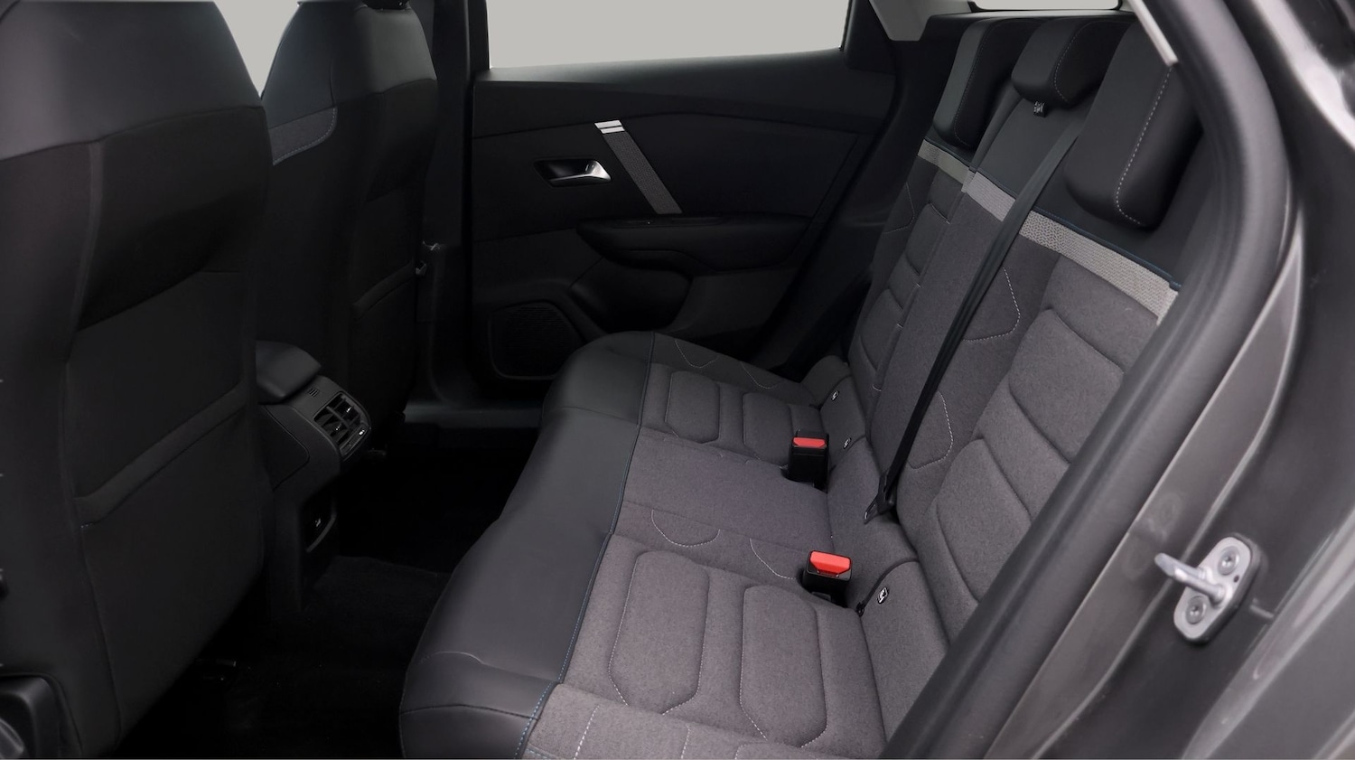 Used Citroen C4 2023 for sale - 77339529: Photo 16