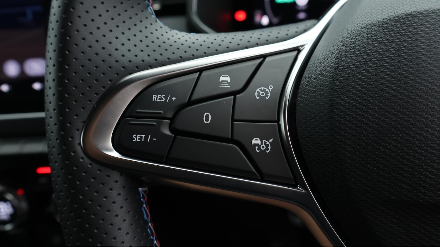 Used Renault Clio 2025 for sale - 76735423: Photo 25