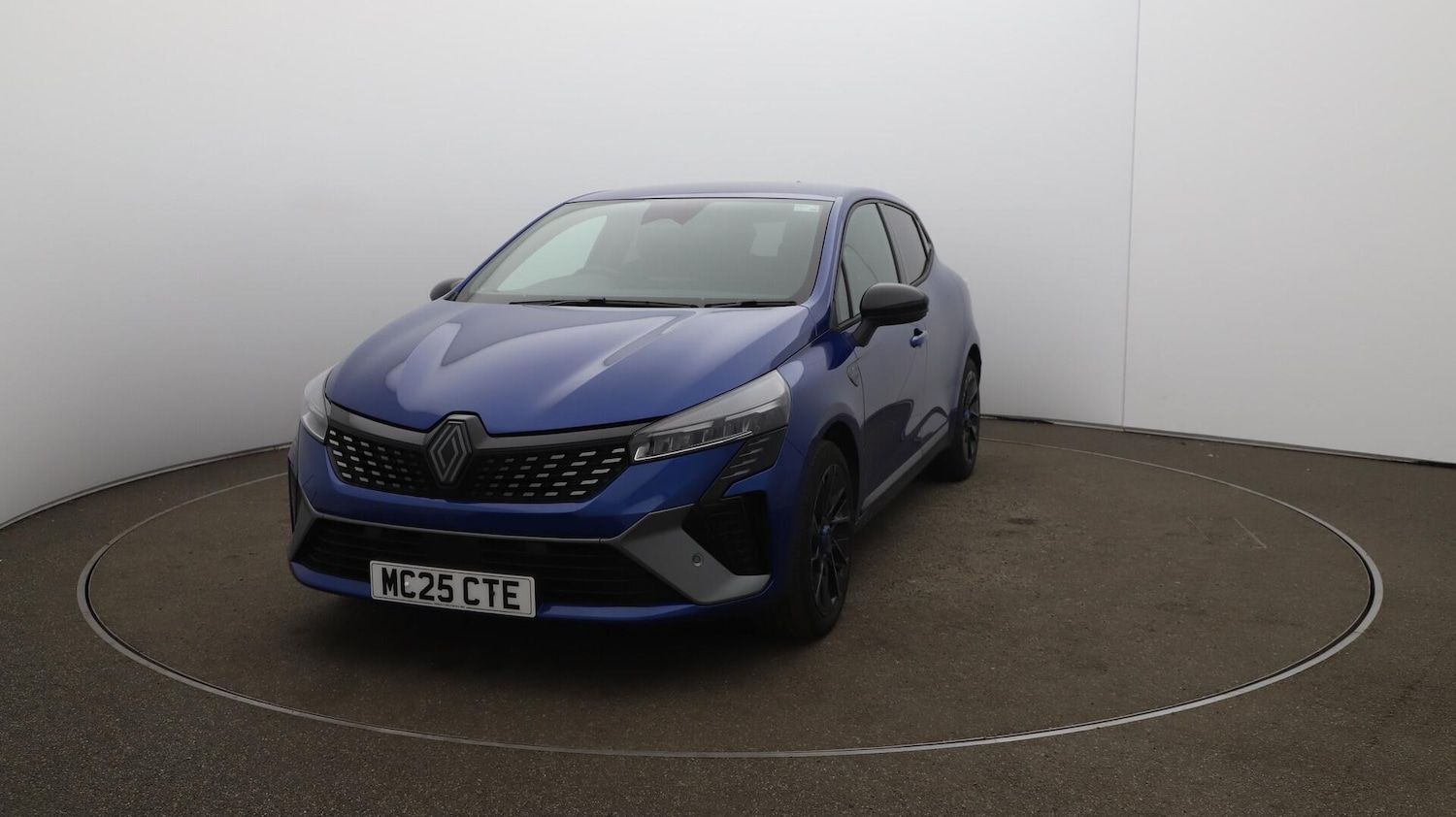 Used Renault Clio 2025 for sale - 76735423: Photo 39