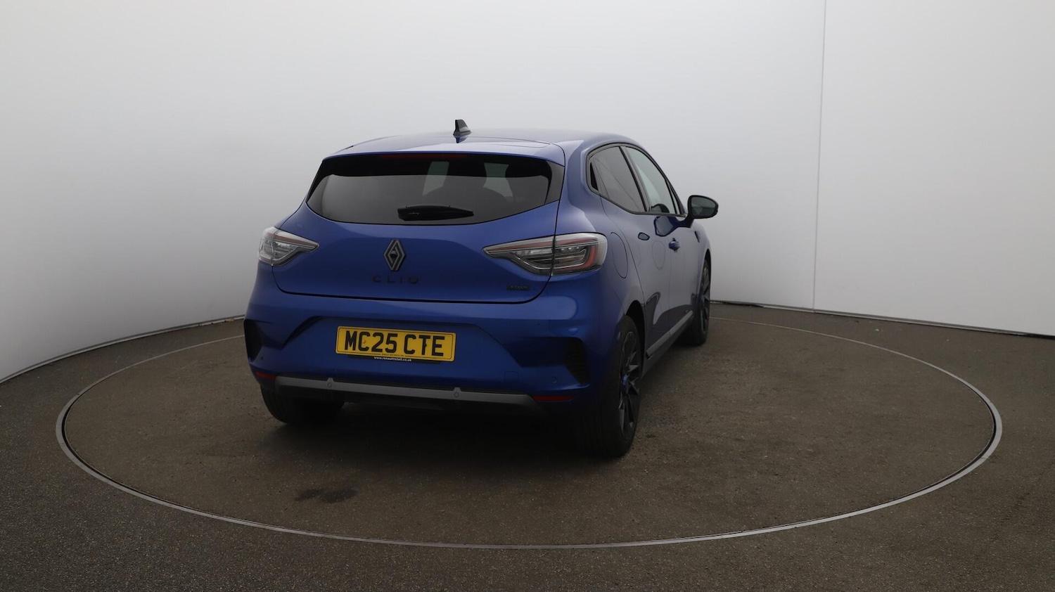 Used Renault Clio 2025 for sale - 76735423: Photo 57