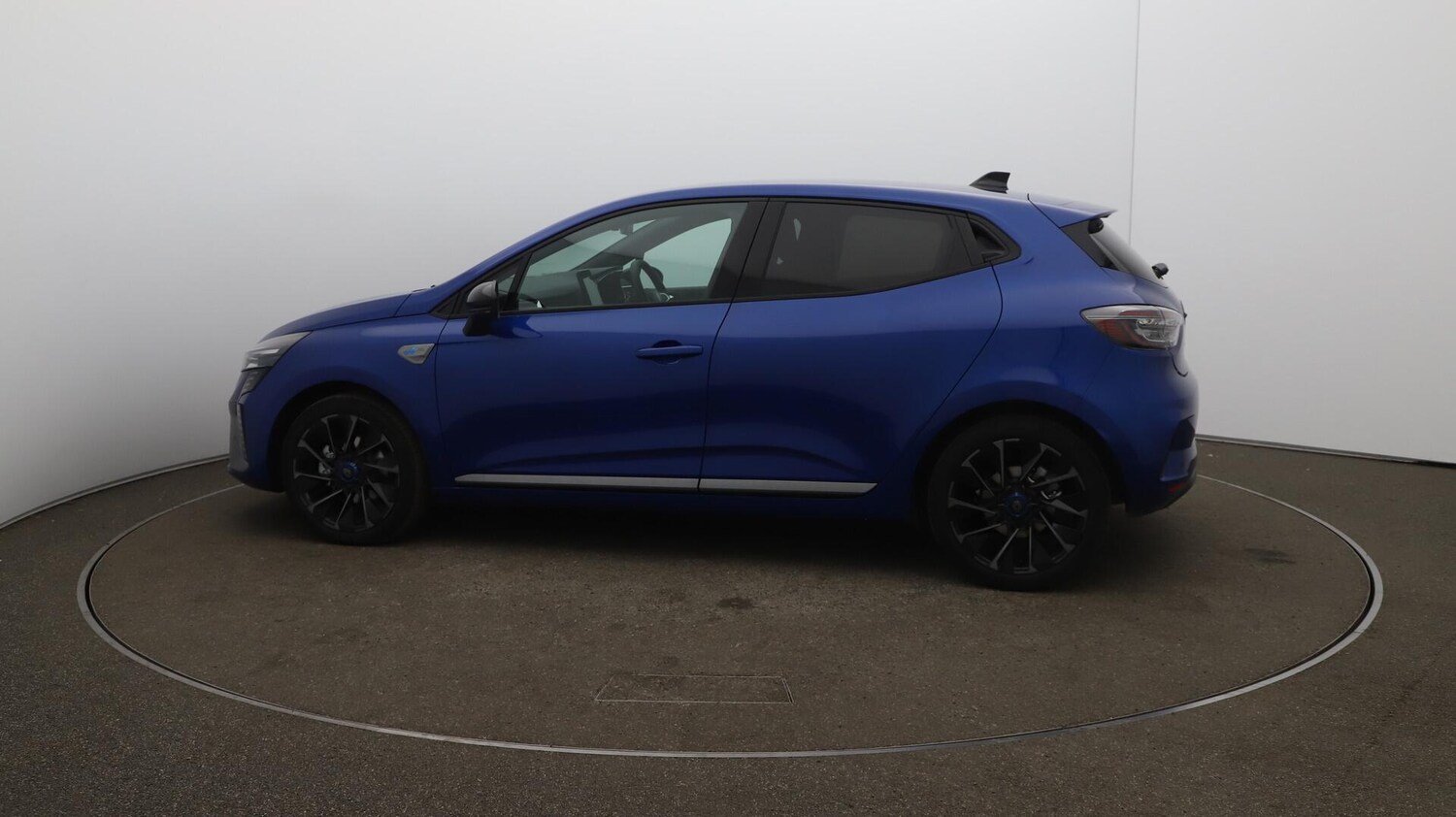 Used Renault Clio 2025 for sale - 76735423: Photo 59