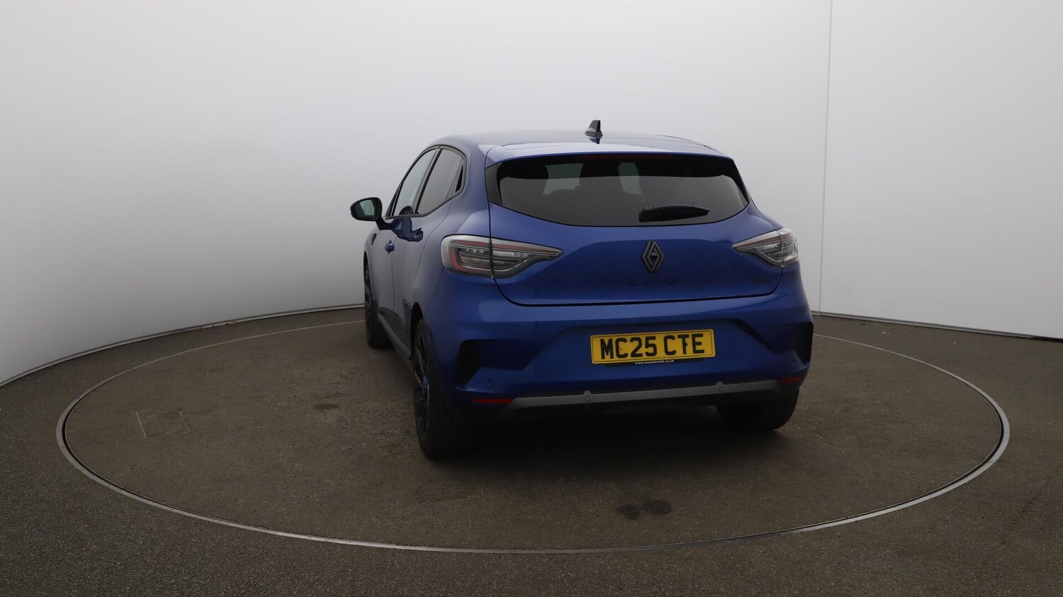 Used Renault Clio 2025 for sale - 76735423: Photo 61