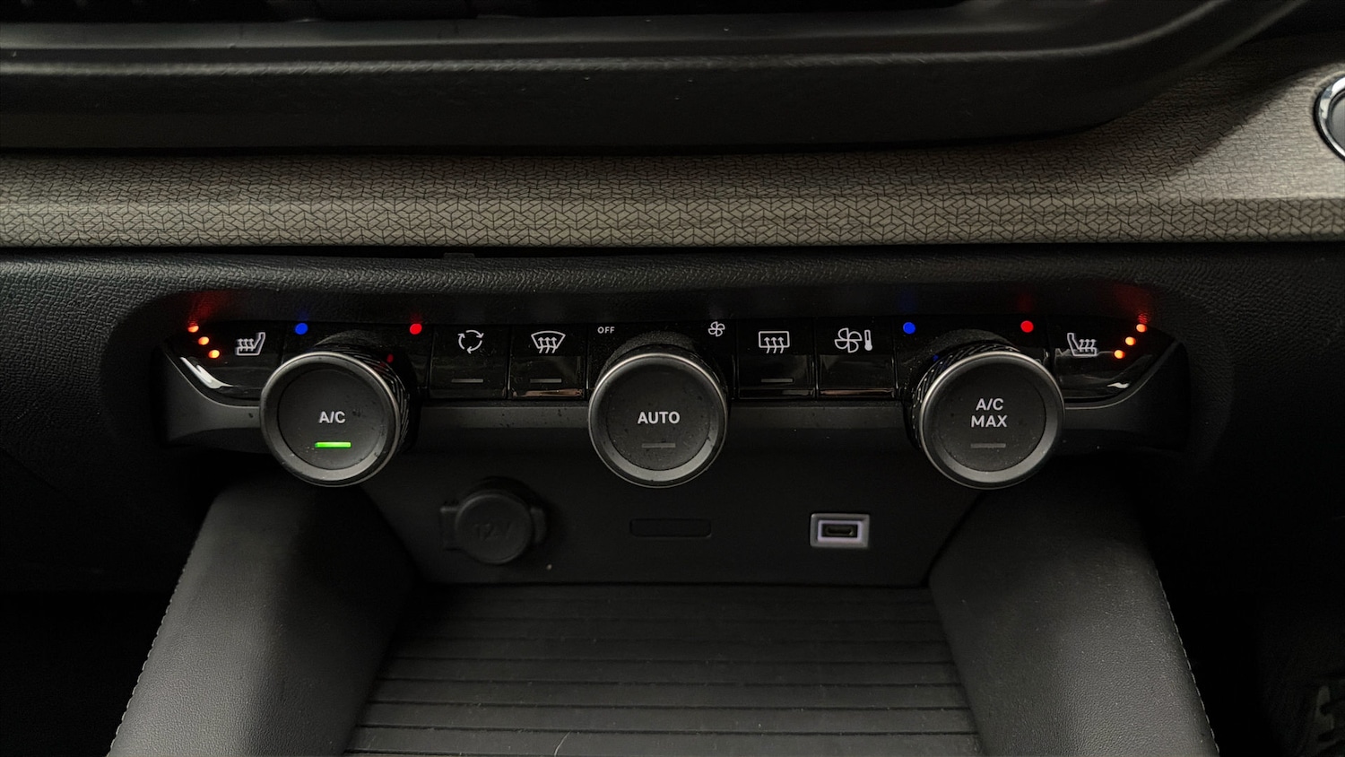 Used Citroen C5 X 2023 for sale - 78201648: Photo 11