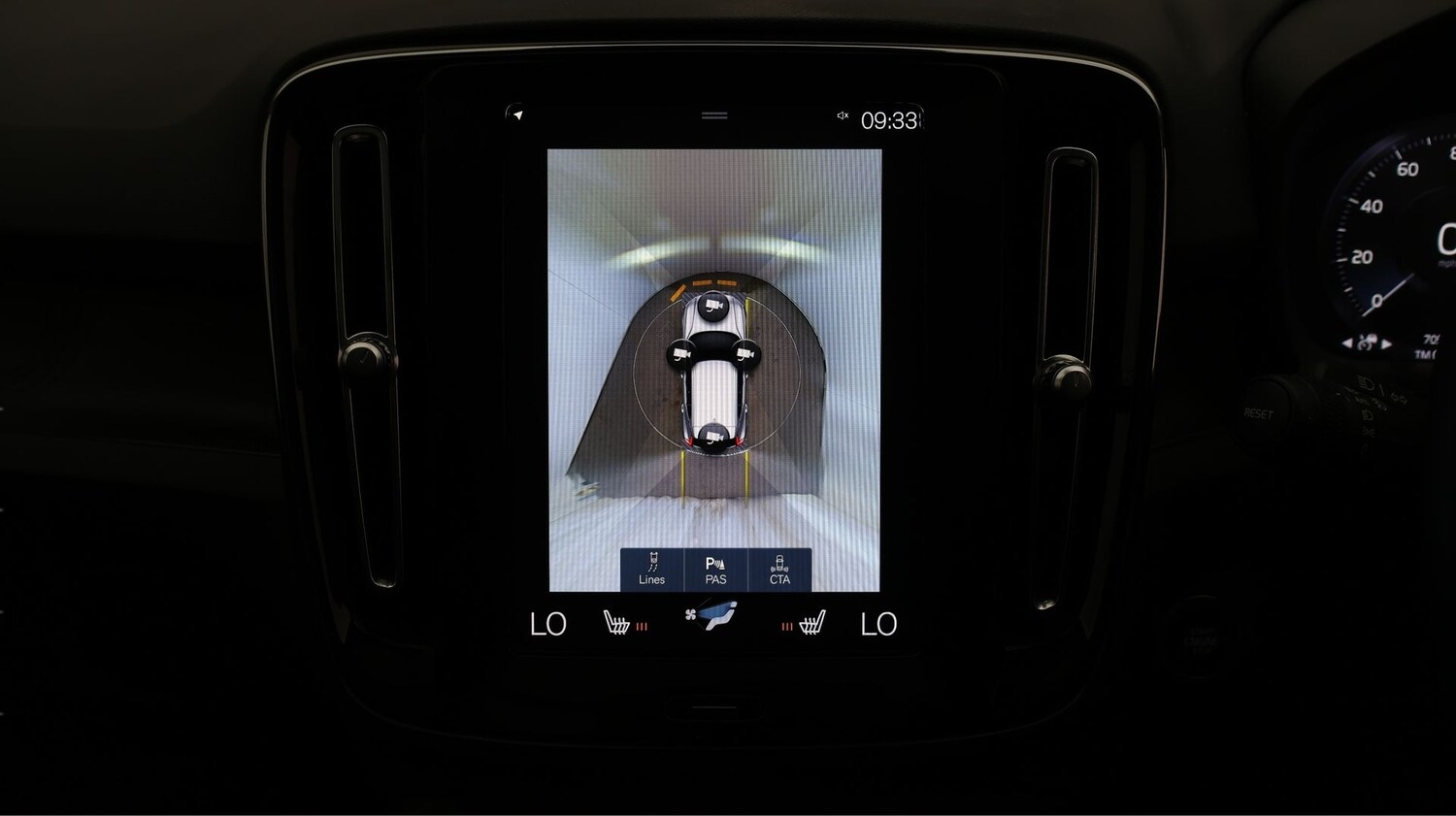 Used Volvo XC40 2022 for sale - 77607015: Photo 28