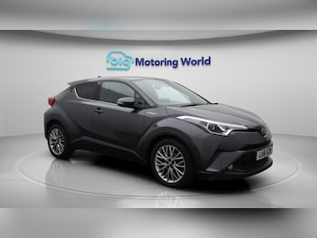 Used Toyota C-HR 2018 for sale - 75781163: Photo