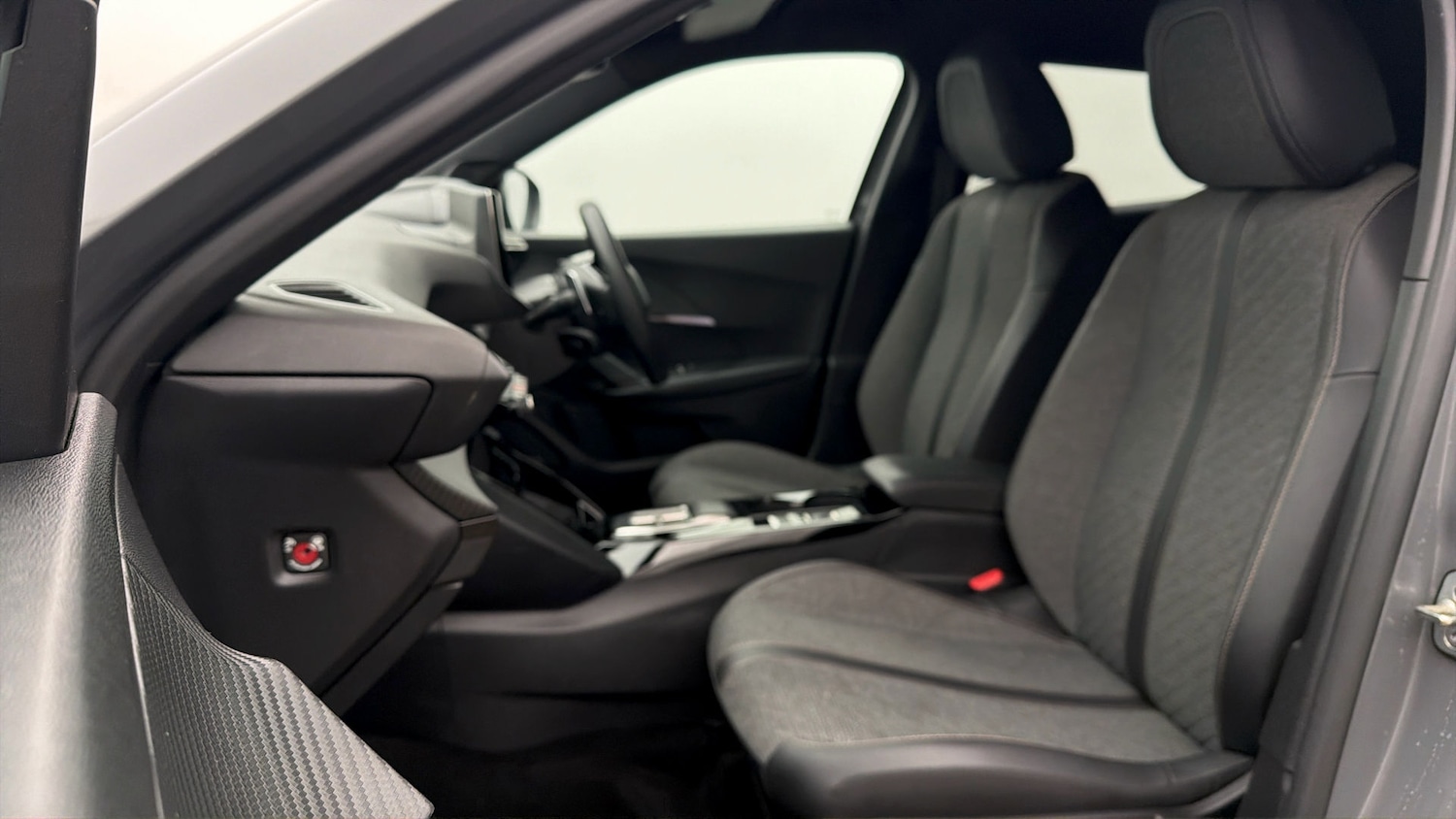 Used Peugeot 2008 2025 for sale - 78013774: Photo 13