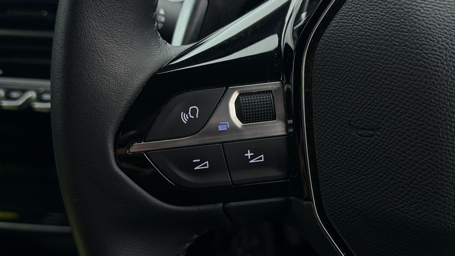 Used Peugeot 2008 2025 for sale - 78013774: Photo 22