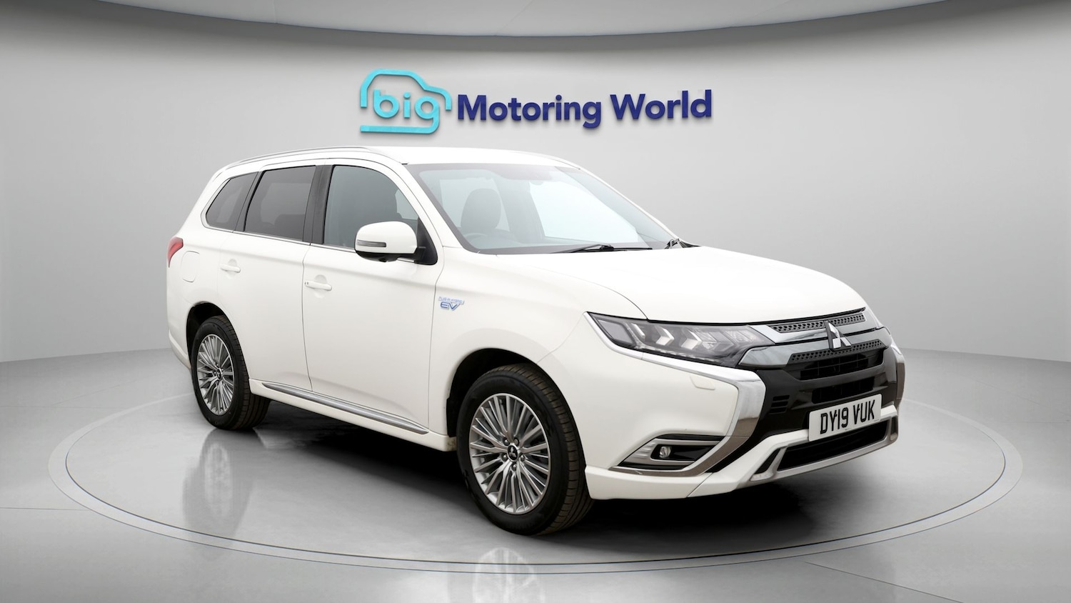 Used Mitsubishi Outlander 2019 for sale - 77379369: Photo 1