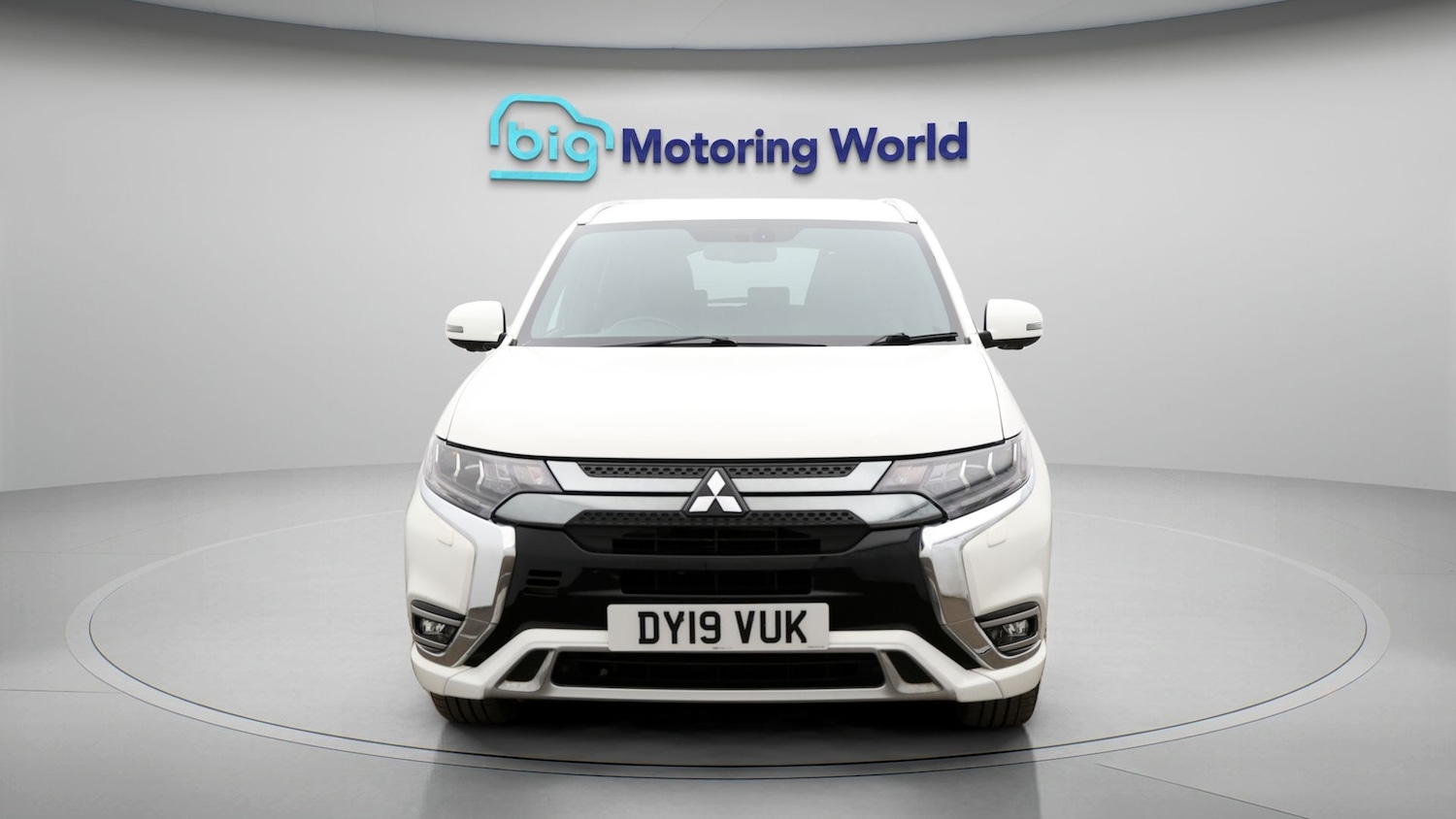 Used Mitsubishi Outlander 2019 for sale - 77379369: Photo 2