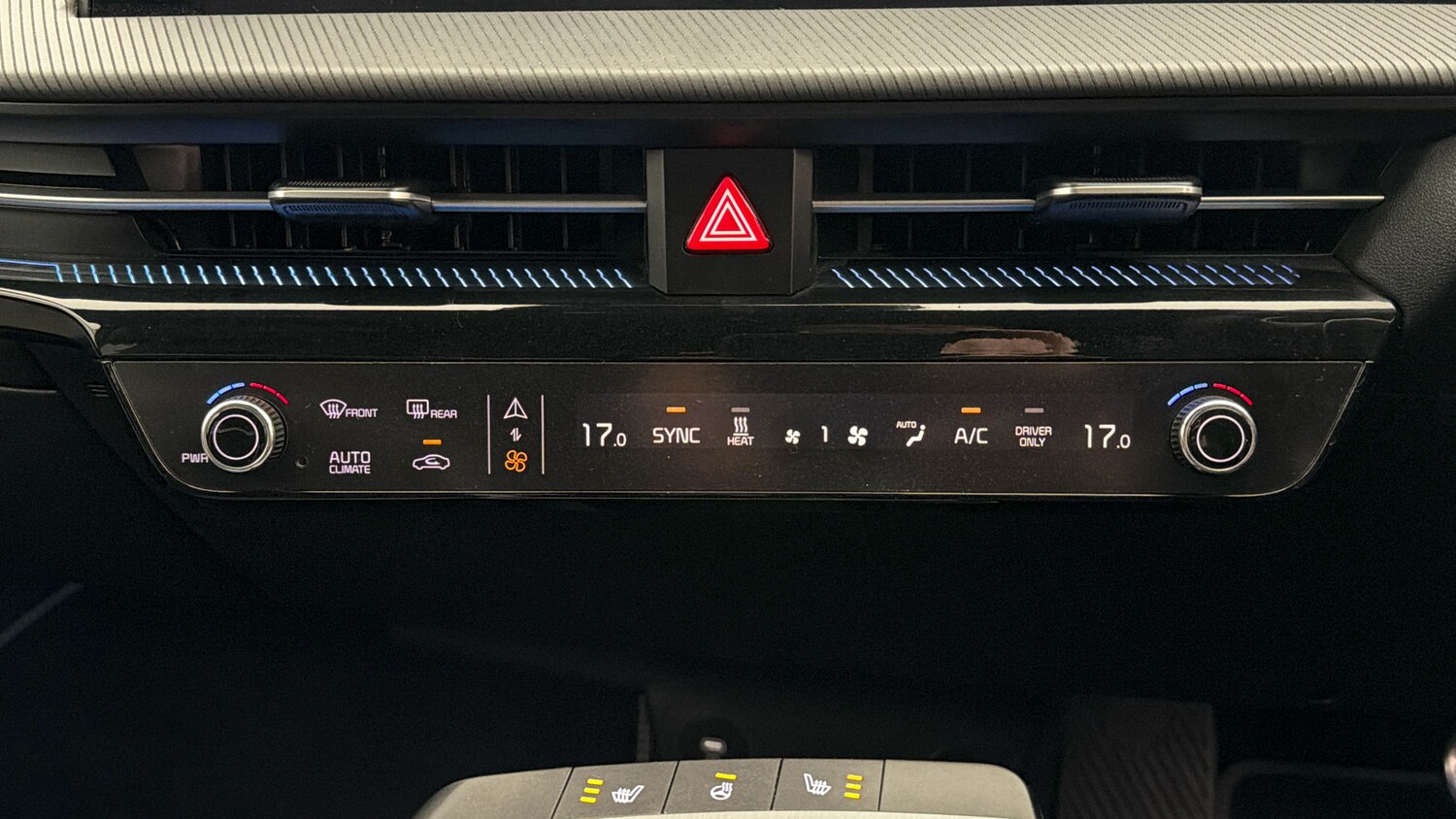 Used Kia EV6 2024 for sale - 78162316: Photo 11