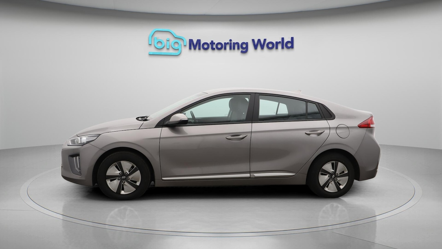 Used Hyundai IONIQ 2022 for sale - 76424022: Photo 5