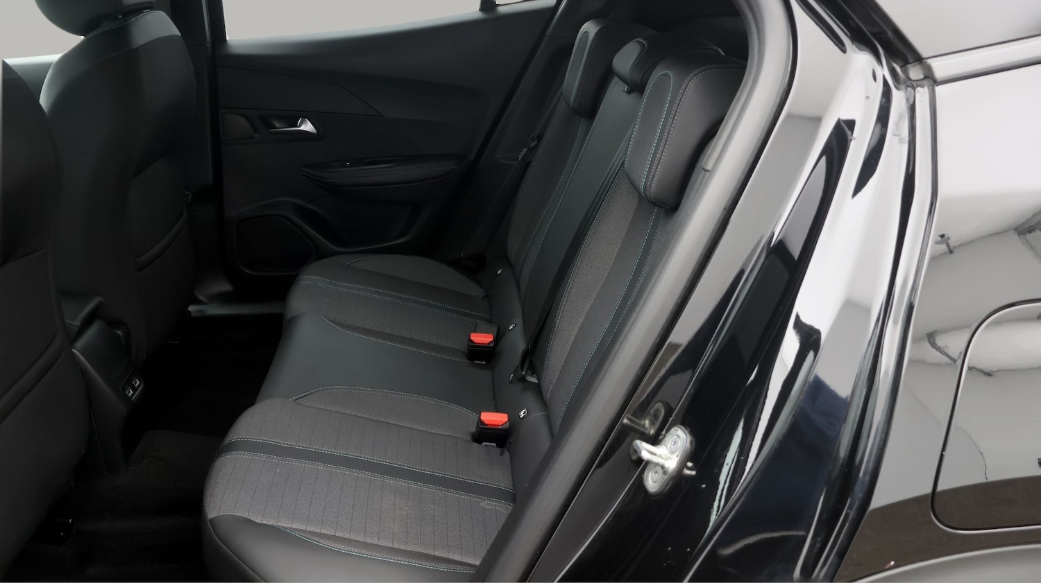 Used Peugeot 2008 for sale - 77822098: Photo 16