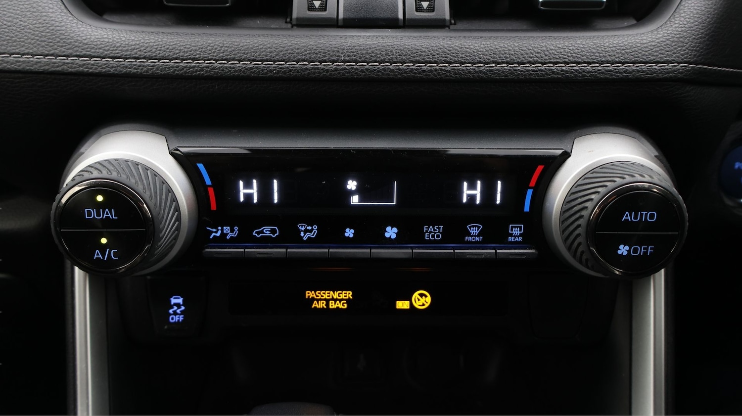 Used Toyota RAV4 2022 for sale - 77225646: Photo 12