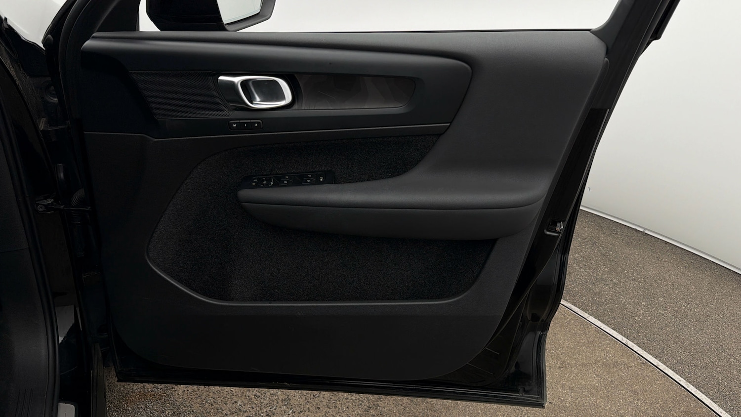 Used Volvo XC40 2022 for sale - 77918406: Photo 14