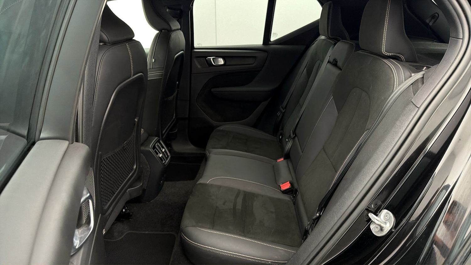 Used Volvo XC40 2022 for sale - 77918406: Photo 15