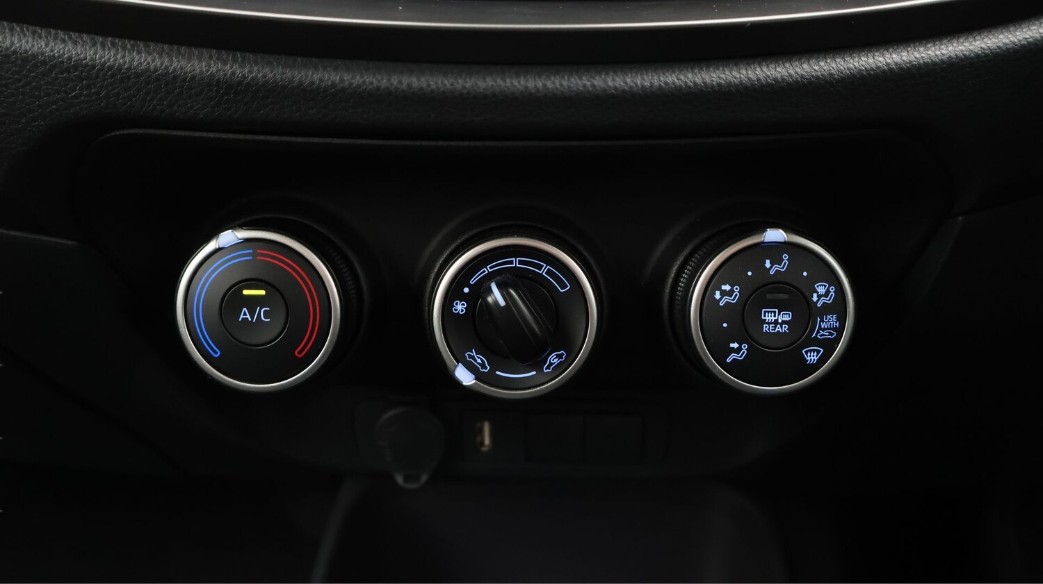 Used Toyota Aygo X 2023 for sale - 77271483: Photo 12