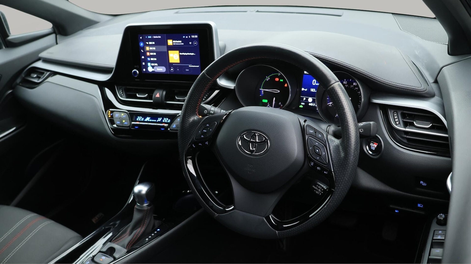 Used Toyota C-HR 2023 for sale - 76137084: Photo 10